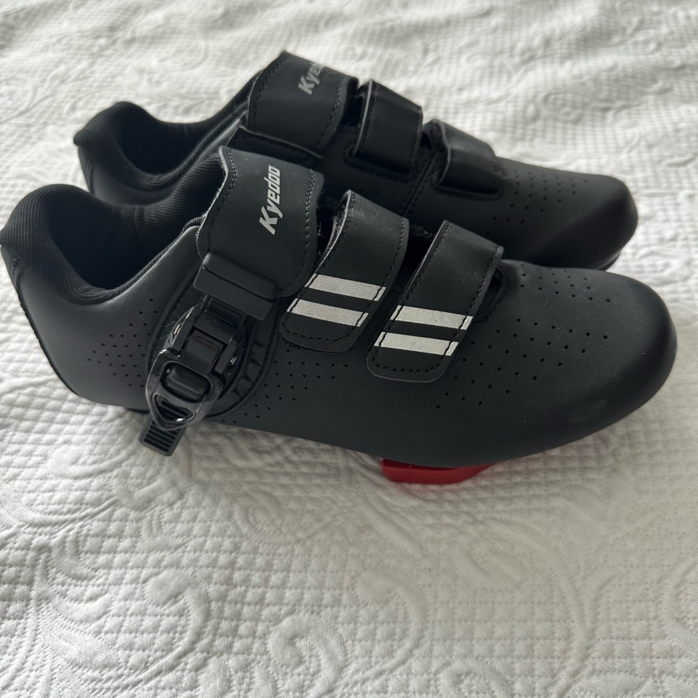 Unisex Black Cycling Shoes